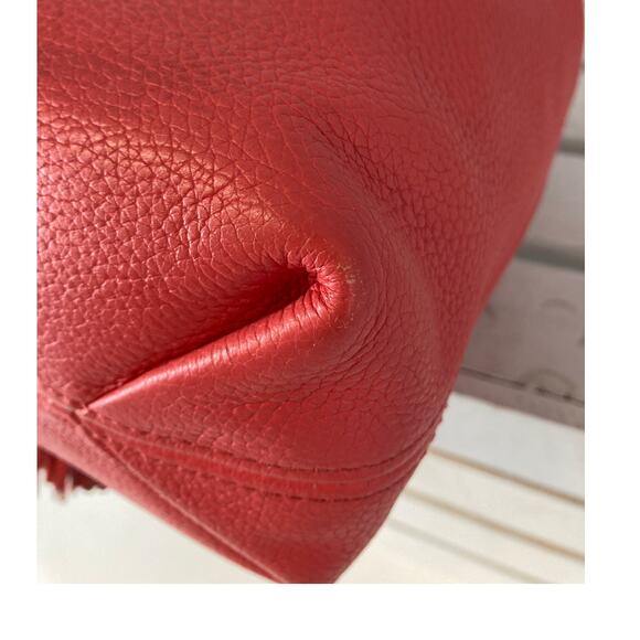 MICHAEL KORS, LARGE PINK PEBBLED LEATHER HANDBAG WITH TASSEL - Picture 11 of 16